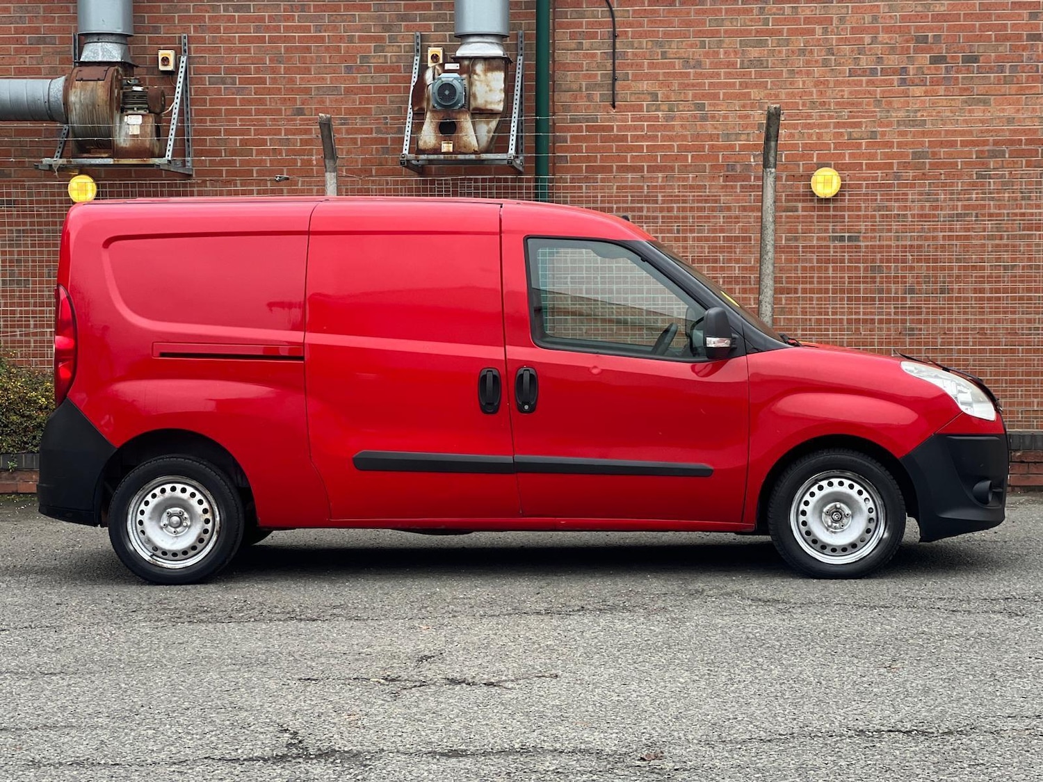 Used Fiat Doblo 2014 for sale - 76878385: Photo 5