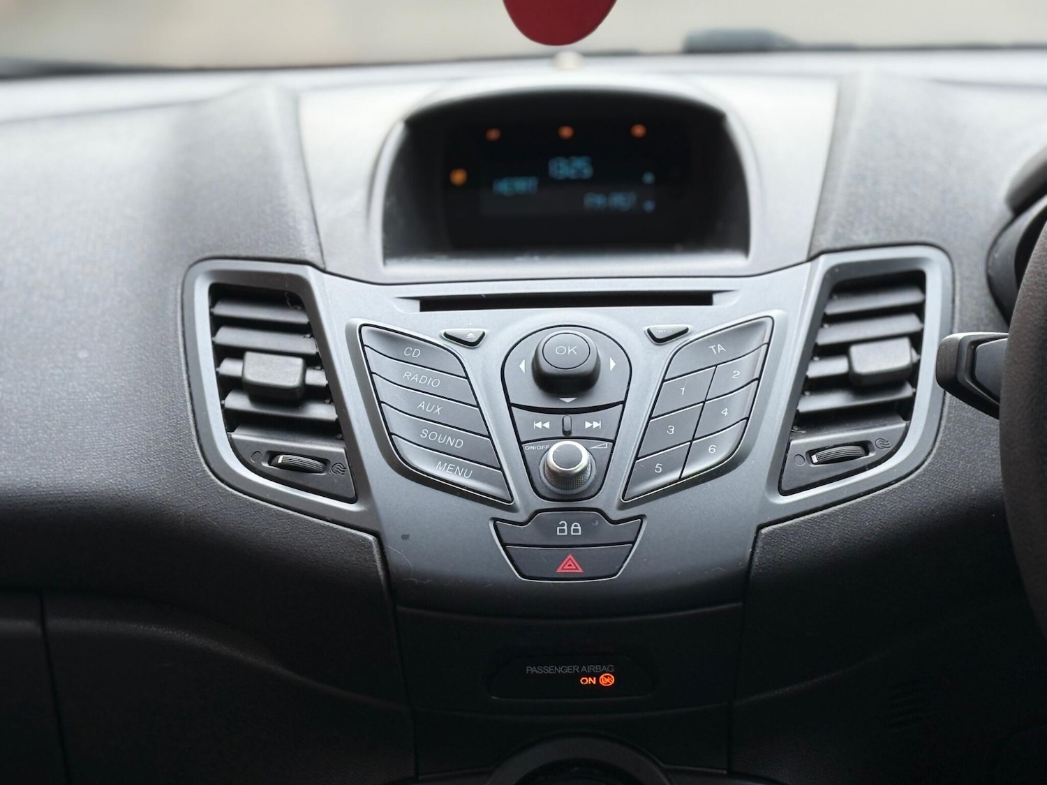 Used Ford Fiesta 2013 for sale - 76878393: Photo 18