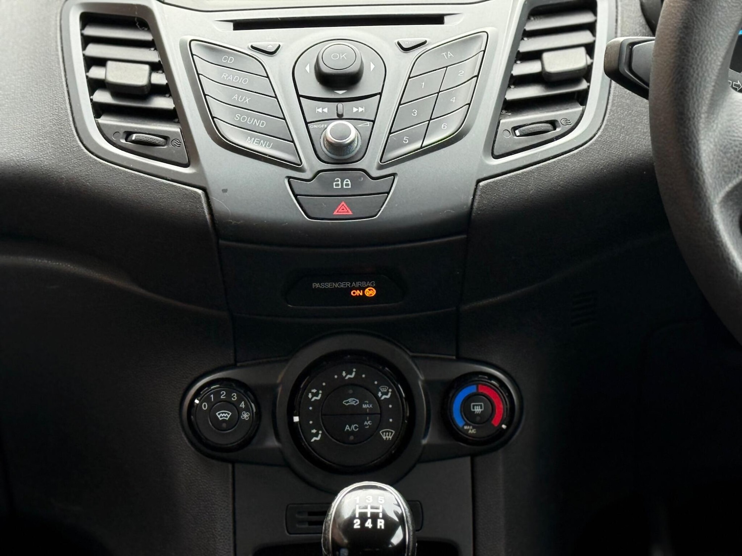 Used Ford Fiesta 2013 for sale - 76878393: Photo 19