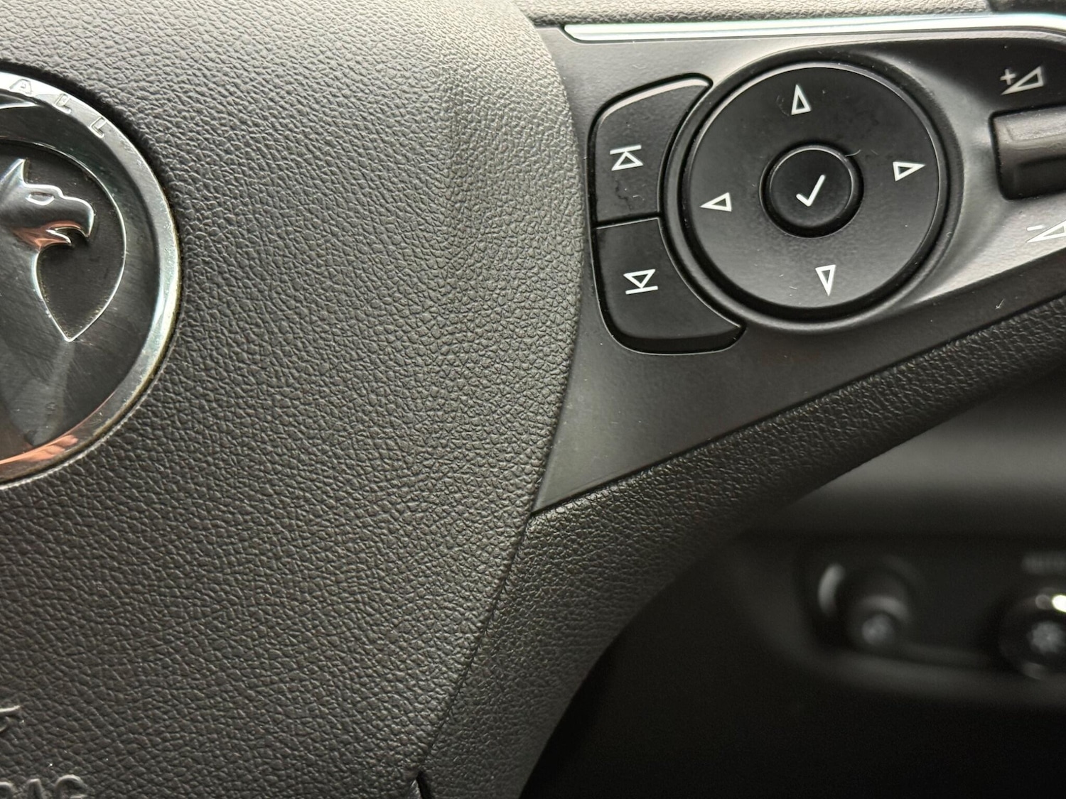 Used Vauxhall Insignia 2018 for sale - 76878410: Photo 44