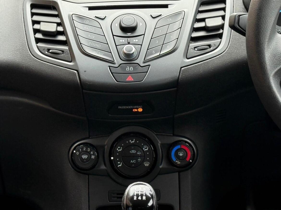 Used Ford Fiesta 2013 for sale - 77040672: Photo 18