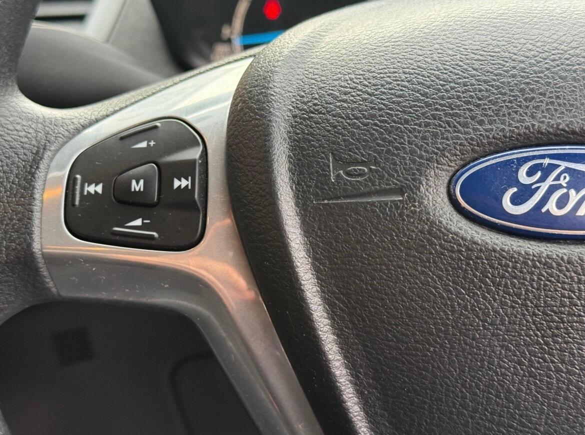 Used Ford Fiesta 2013 for sale - 77040672: Photo 37