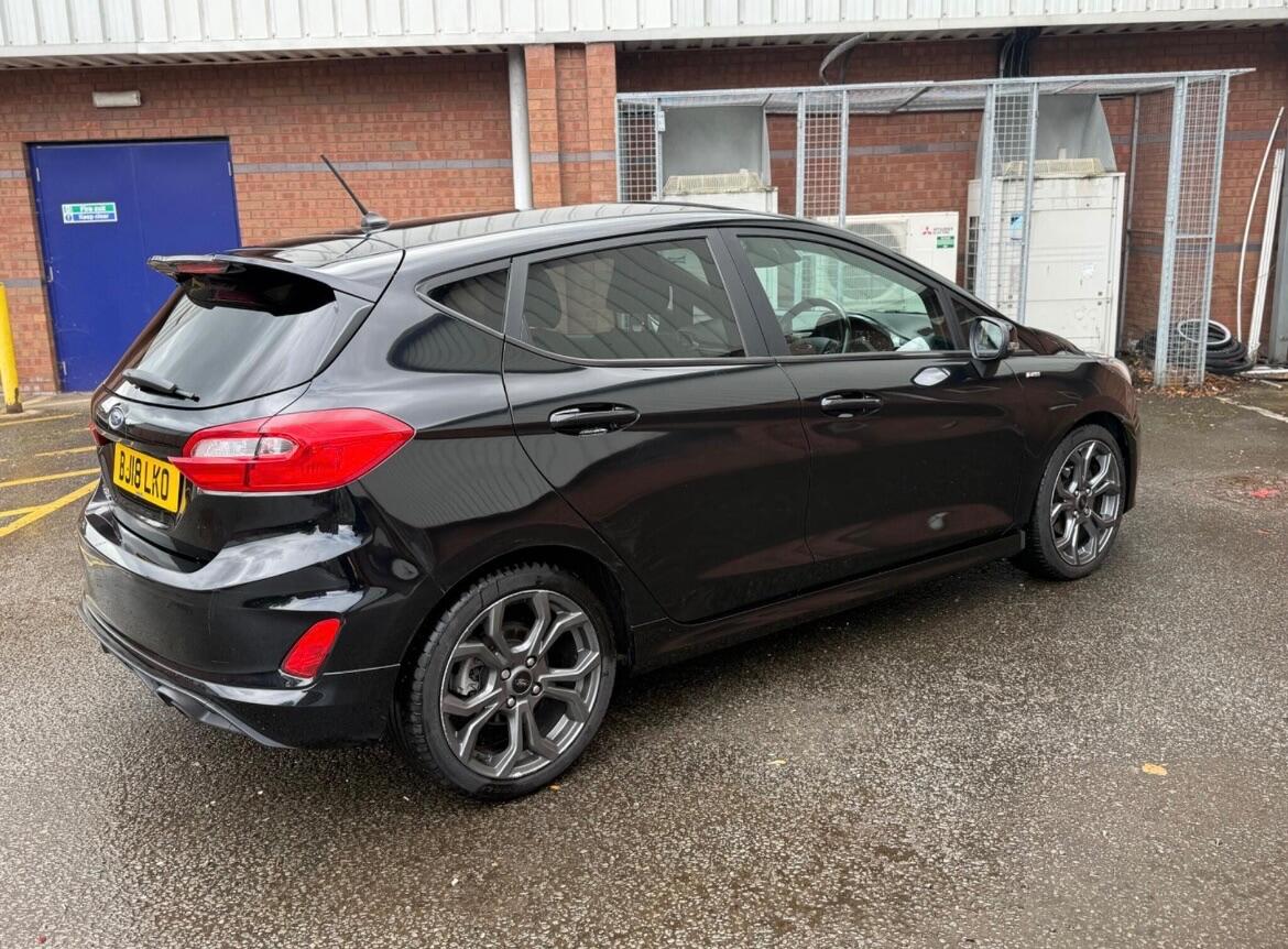 Used Ford Fiesta 2018 for sale - 76446629: Photo 30