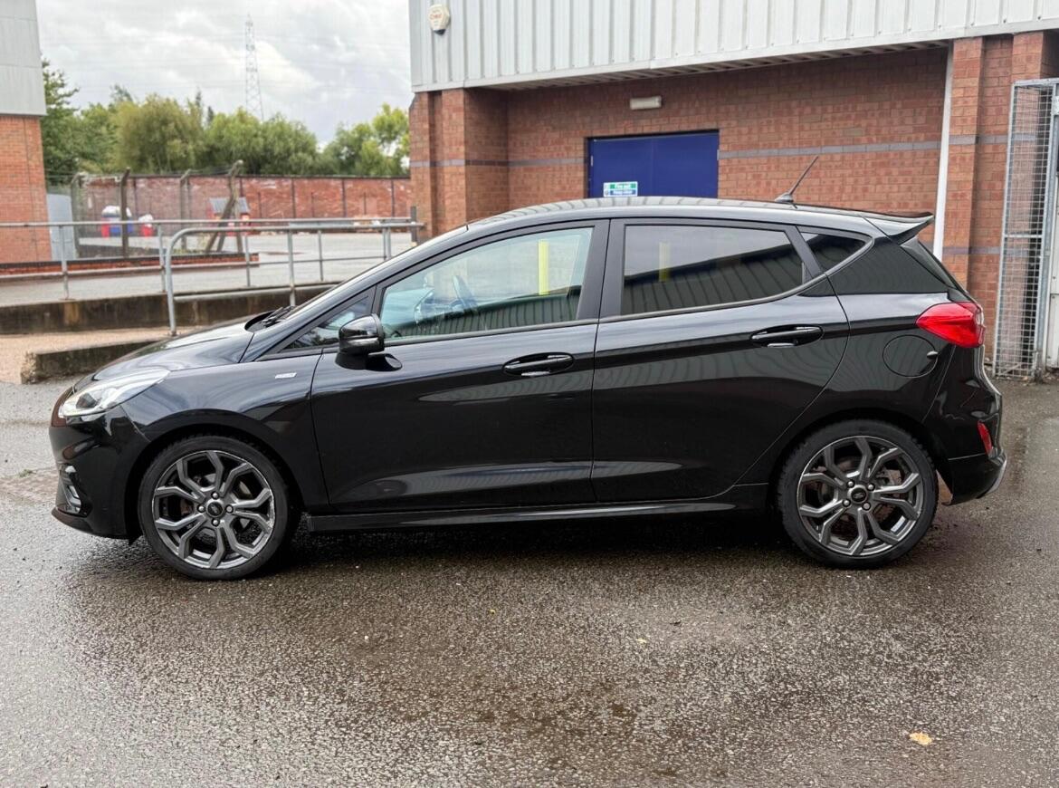 Used Ford Fiesta 2018 for sale - 76446629: Photo 31