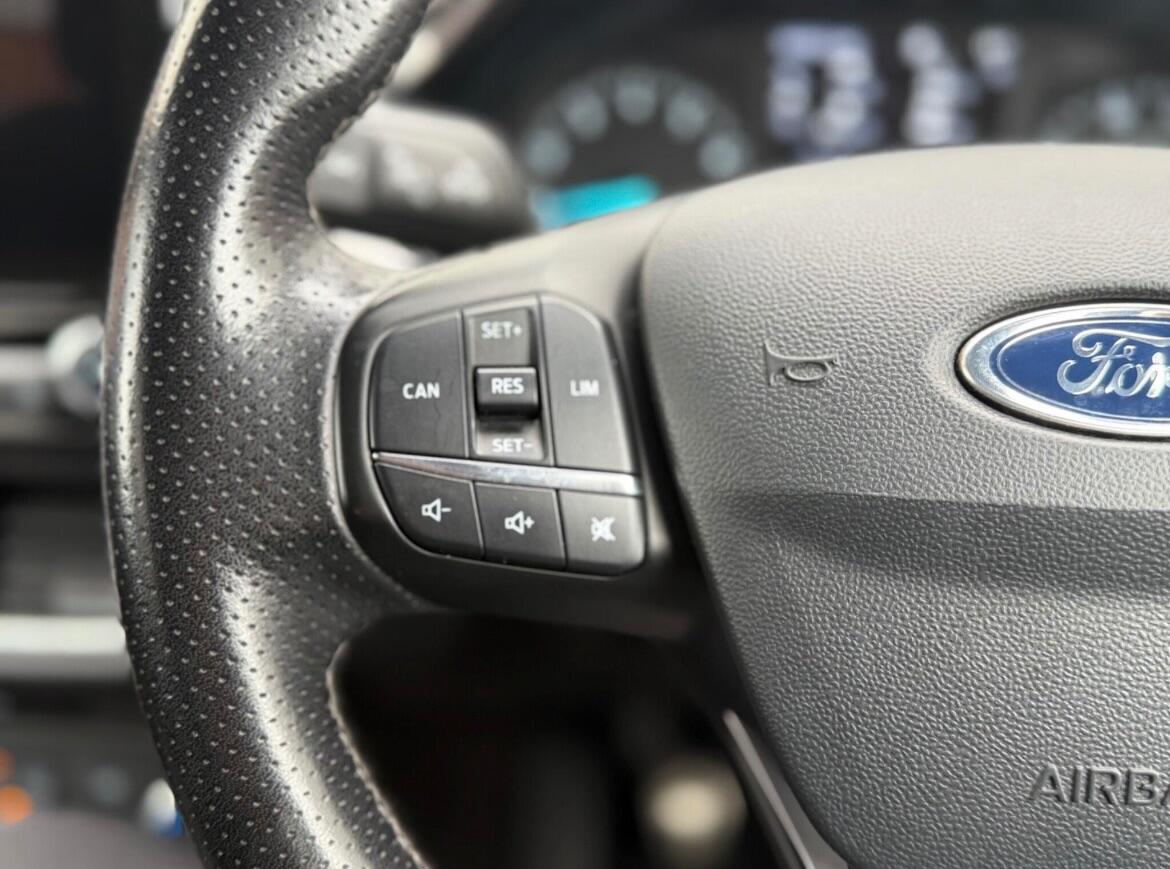 Used Ford Fiesta 2018 for sale - 76446629: Photo 49