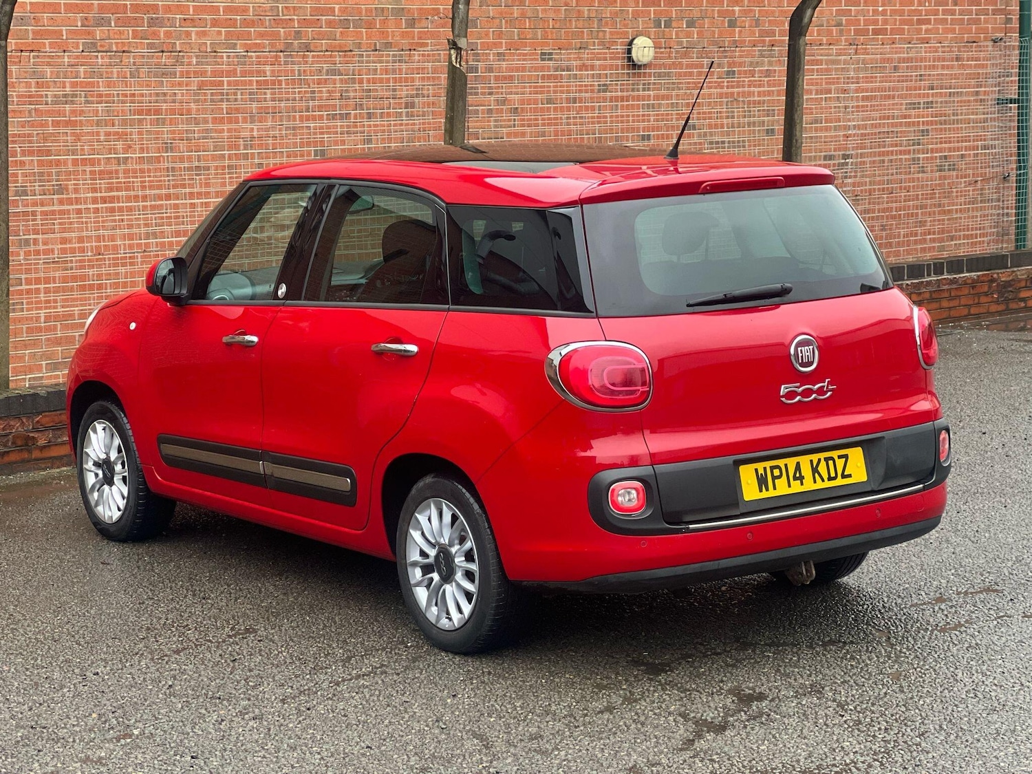 Used Fiat 500L 2014 for sale - 77387232: Photo 30