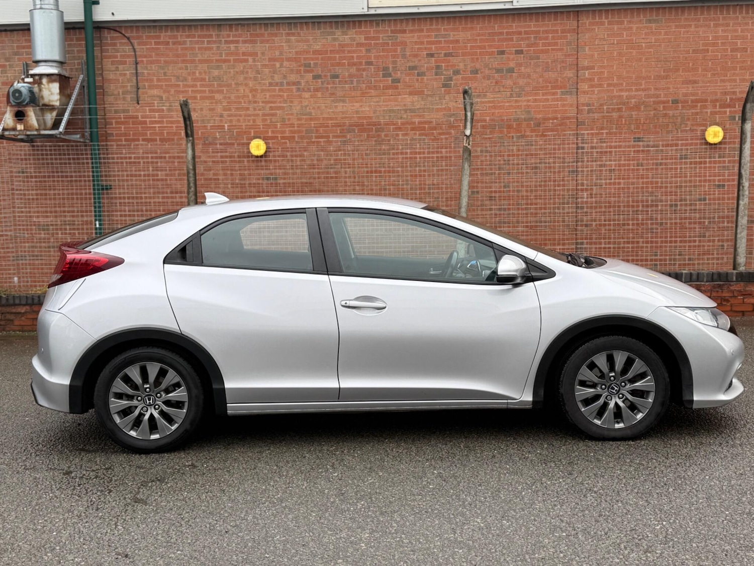 Used Honda Civic 2014 for sale - 76878406: Photo 5