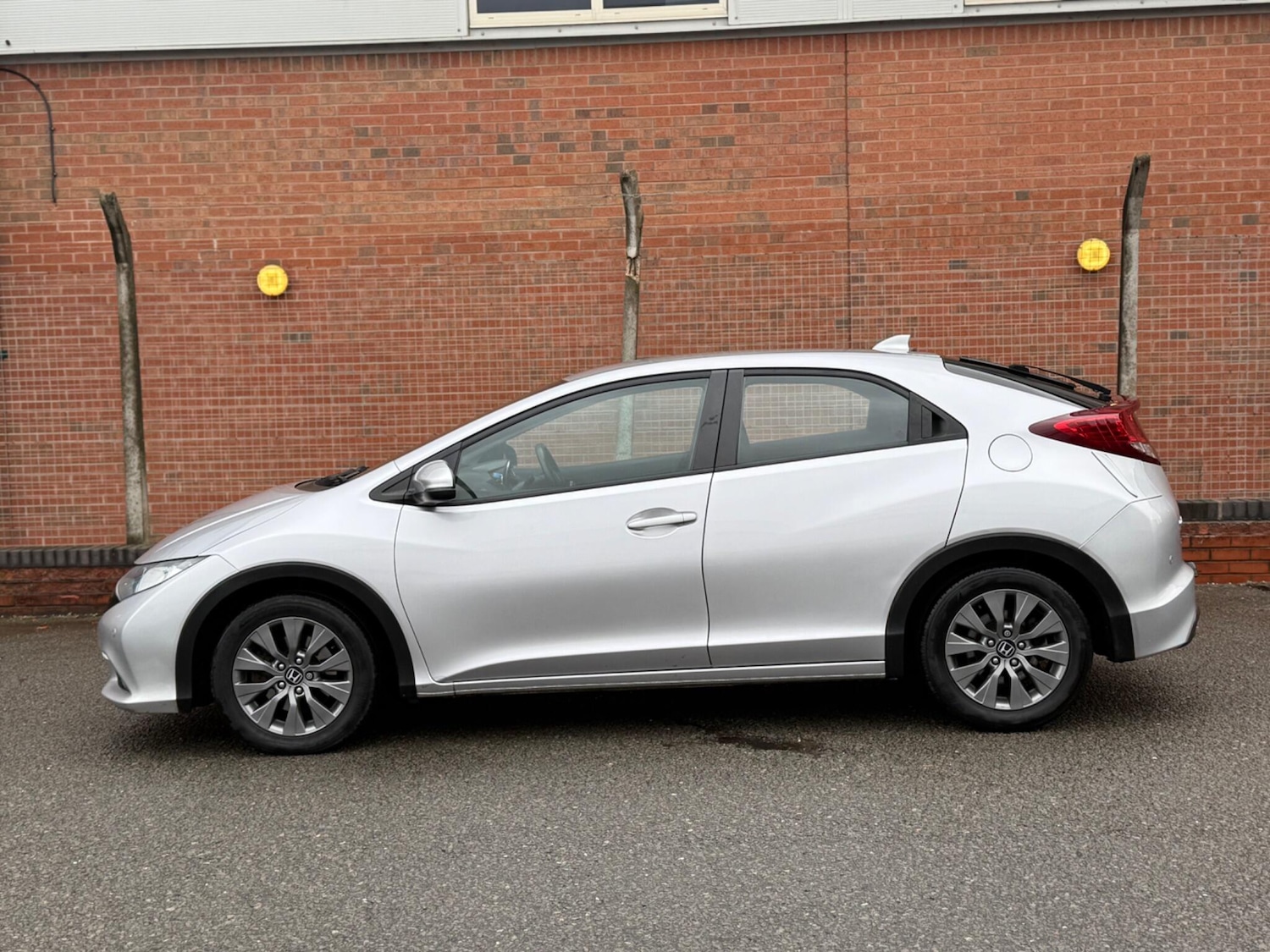 Used Honda Civic 2014 for sale - 76878406: Photo 7