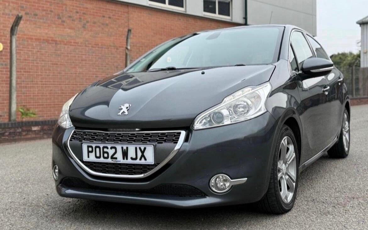 Used Peugeot 208 2012 for sale - 76878422: Photo 1