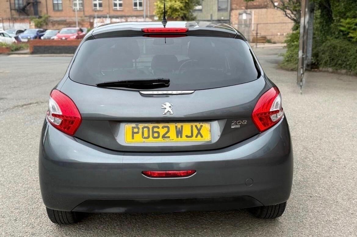 Used Peugeot 208 2012 for sale - 76878422: Photo 10