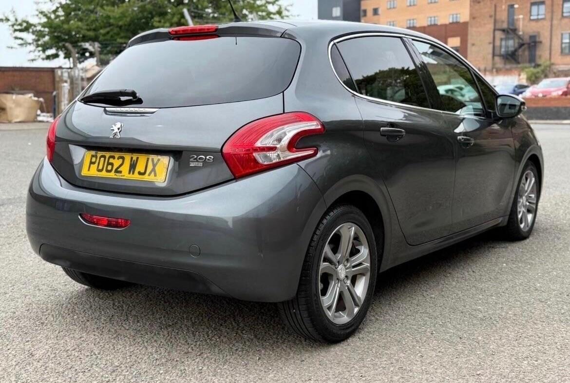 Used Peugeot 208 2012 for sale - 76878422: Photo 23
