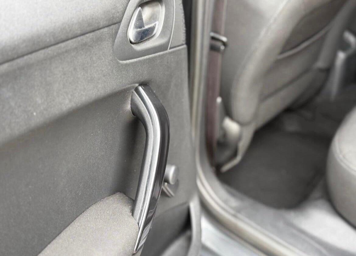 Used Peugeot 208 2012 for sale - 76878422: Photo 36