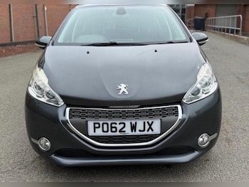 Used Peugeot 208 2012 for sale - 76878422: Photo