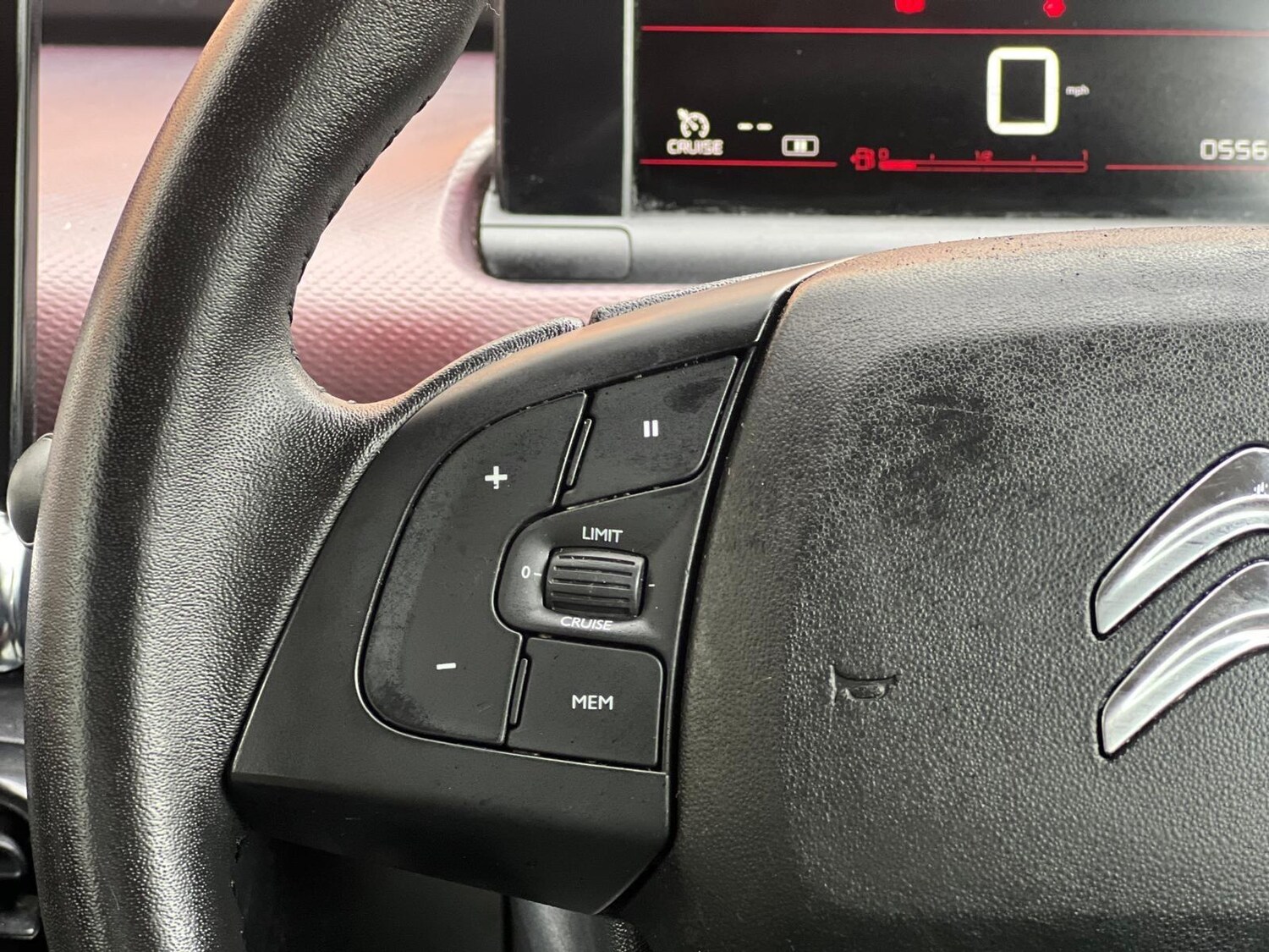 Used Citroen C4 Cactus 2018 for sale - 76012811: Photo 39