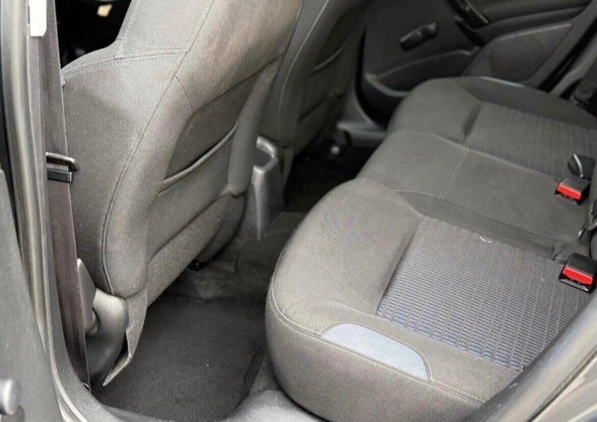 Used Peugeot 208 2012 for sale - 76942665: Photo 25