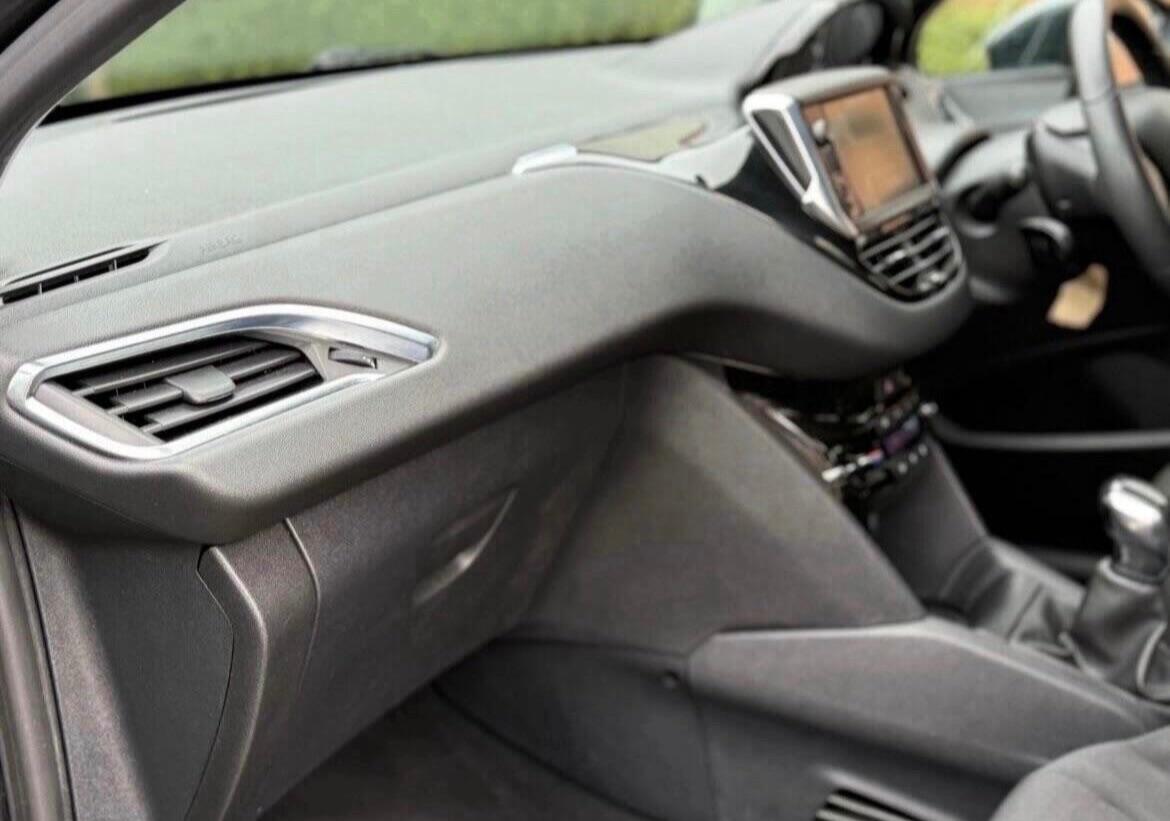 Used Peugeot 208 2012 for sale - 76942665: Photo 28