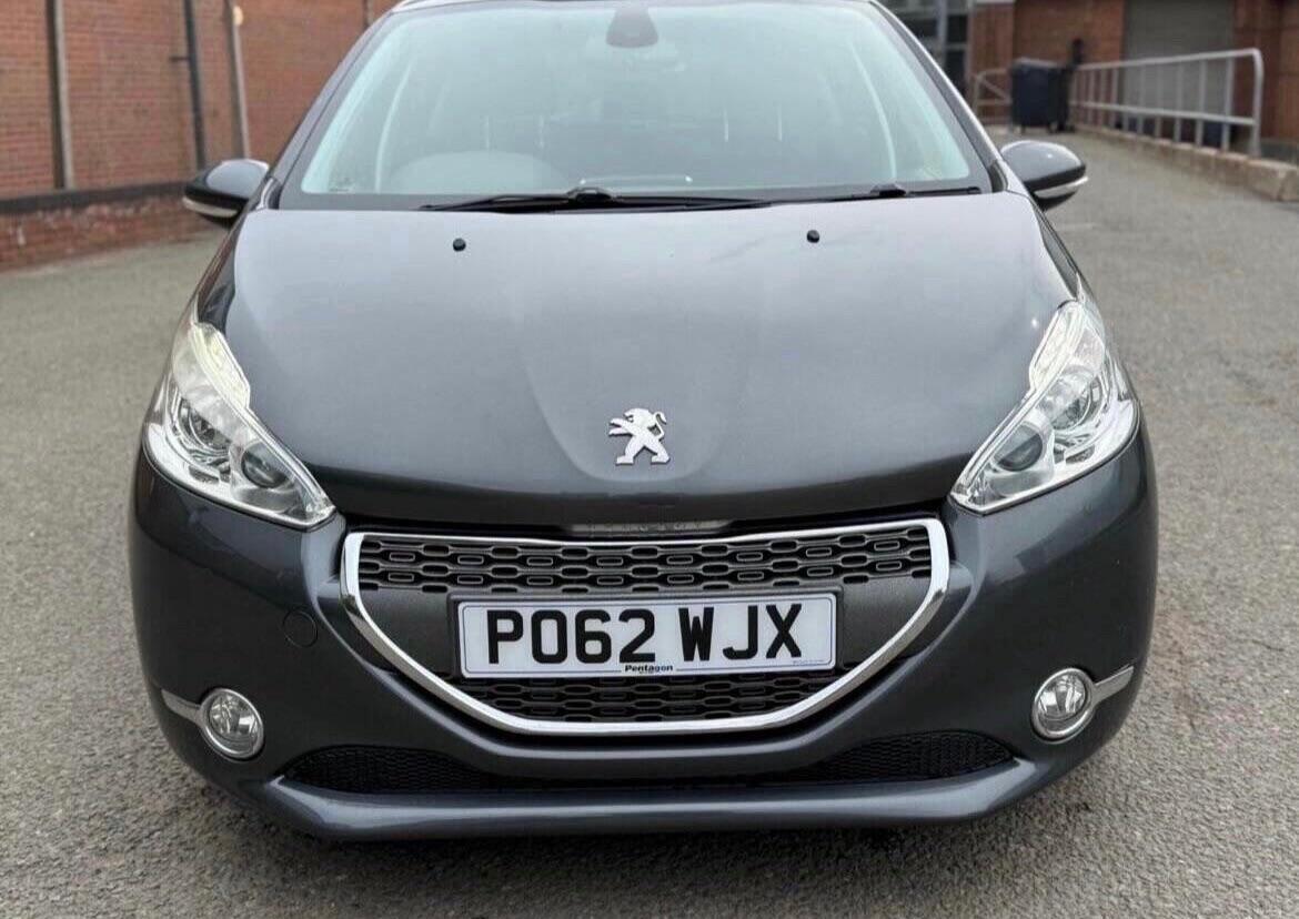 Used Peugeot 208 2012 for sale - 76942665: Photo 4