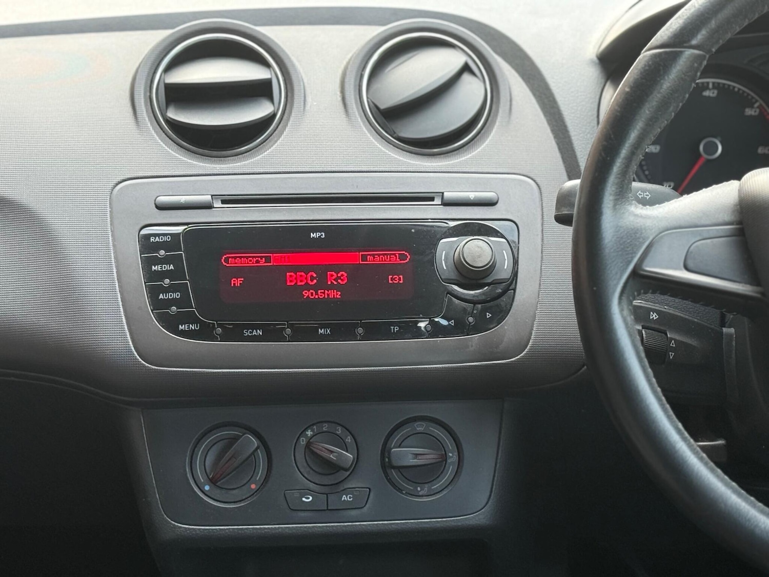Used SEAT Ibiza 2012 for sale - 76138549: Photo 16
