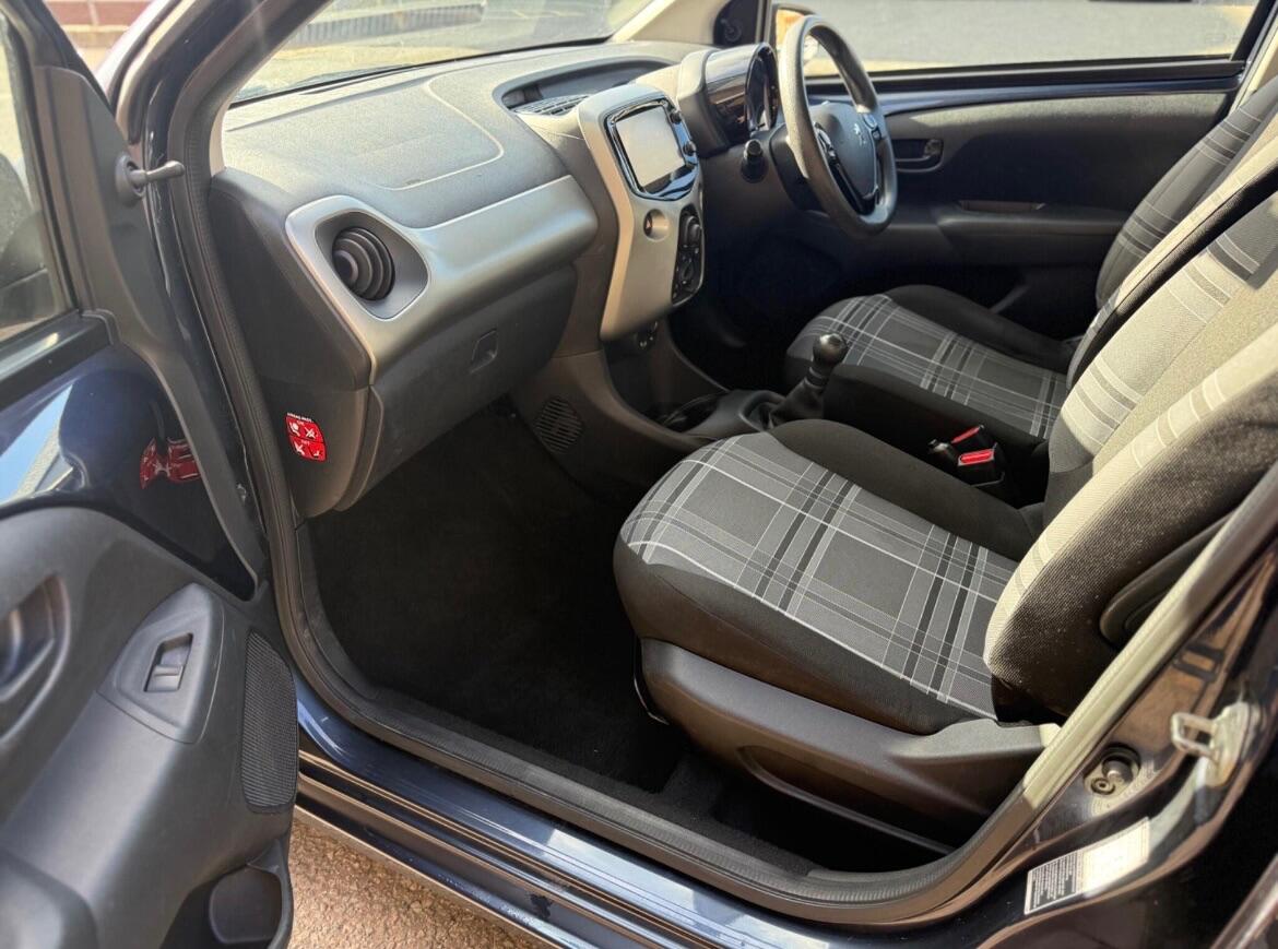 Used Peugeot 108 2016 for sale - 76878426: Photo 28