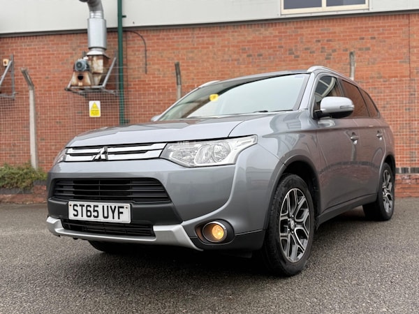 Used Mitsubishi Outlander 2016 for sale - 76270506: Photo 1