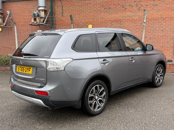 Used Mitsubishi Outlander 2016 for sale - 76270506: Photo 28