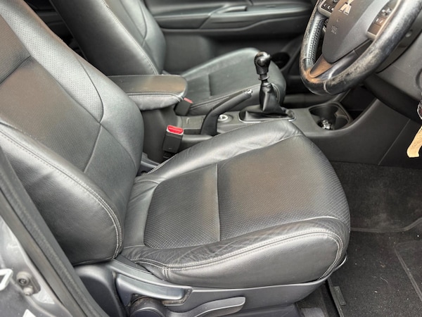 Used Mitsubishi Outlander 2016 for sale - 76270506: Photo 30
