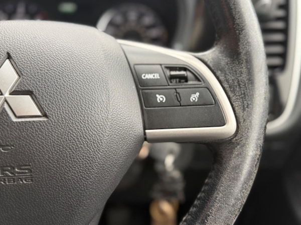 Used Mitsubishi Outlander 2016 for sale - 76270506: Photo 44