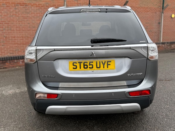 Used Mitsubishi Outlander 2016 for sale - 76270506: Photo 8