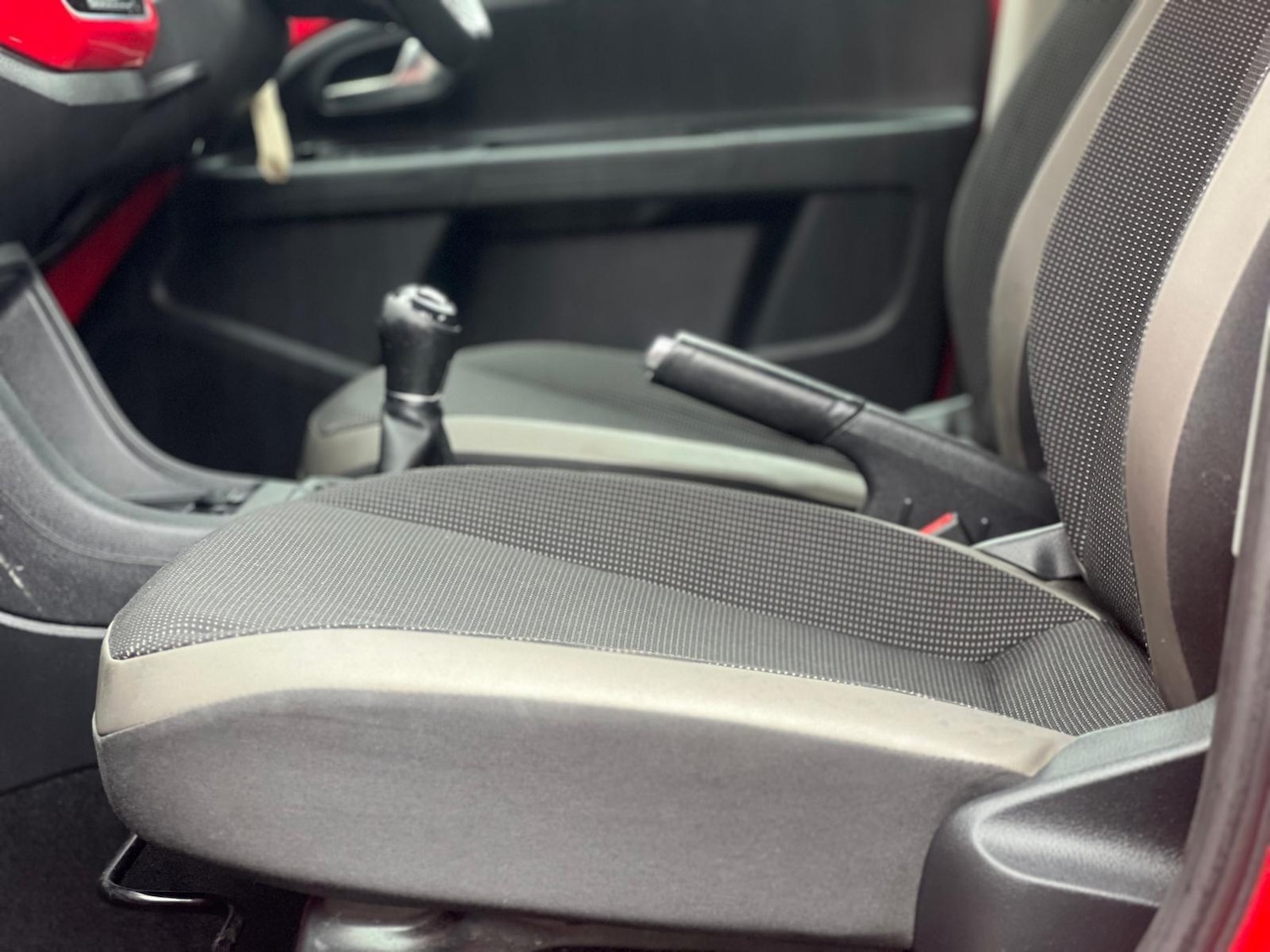 Used Volkswagen up! 2014 for sale - 77523567: Photo 14