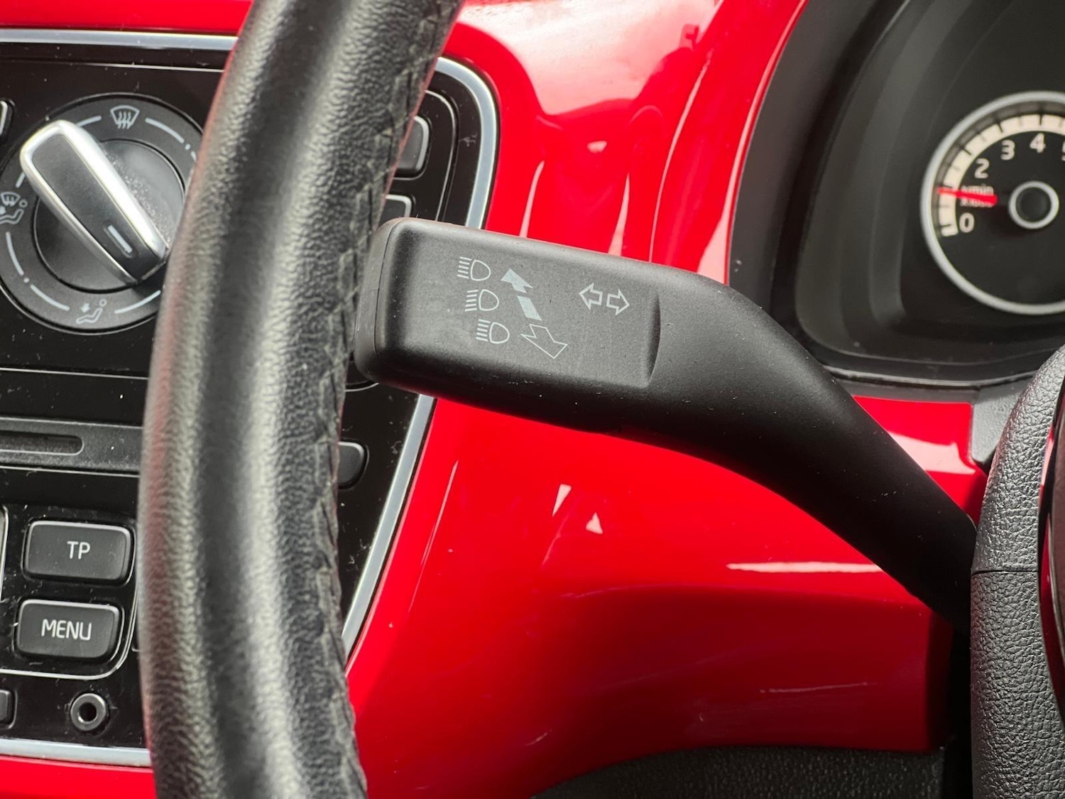 Used Volkswagen up! 2014 for sale - 77523567: Photo 39