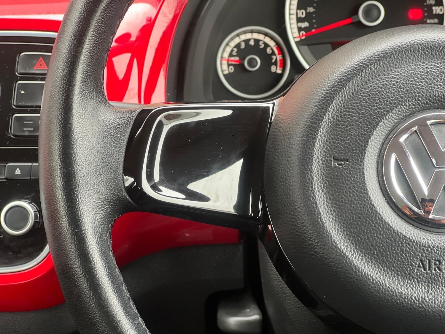 Used Volkswagen up! 2014 for sale - 77523567: Photo 41