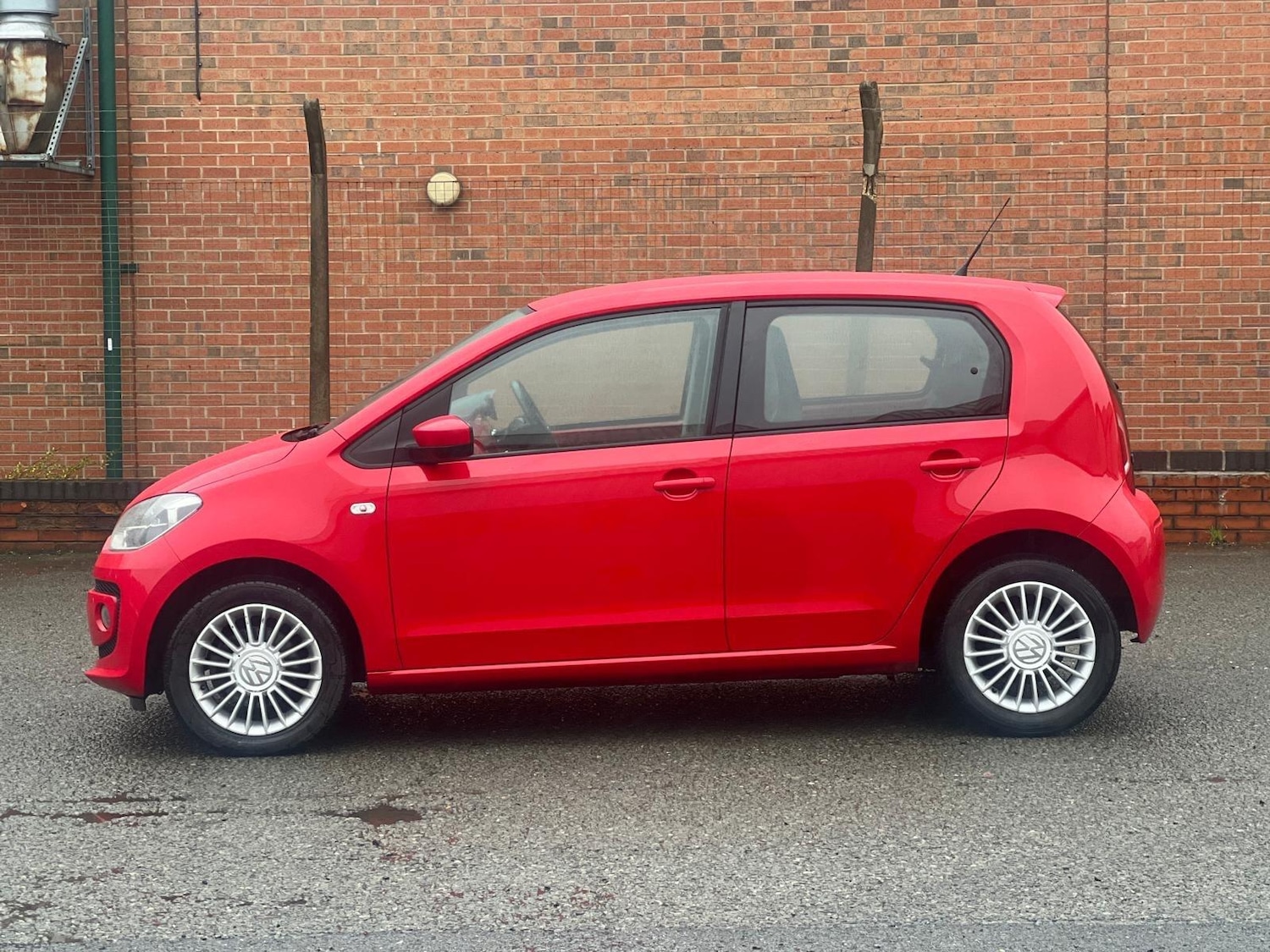 Used Volkswagen up! 2014 for sale - 77523567: Photo 7