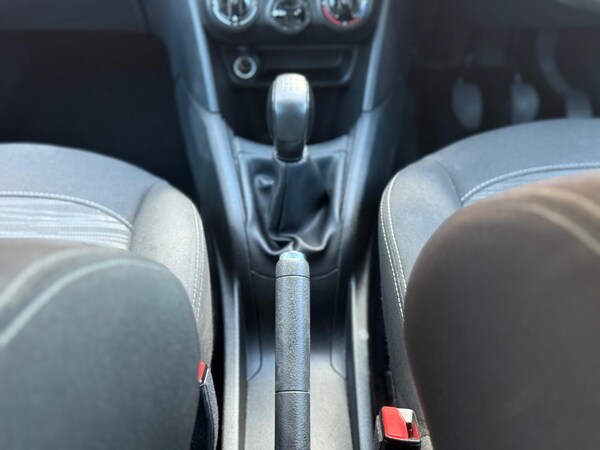 Used Peugeot 208 2015 for sale - 76031518: Photo 19
