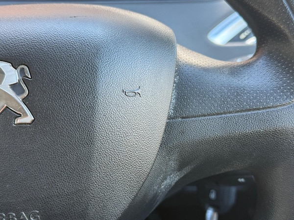 Used Peugeot 208 2015 for sale - 76031518: Photo 34