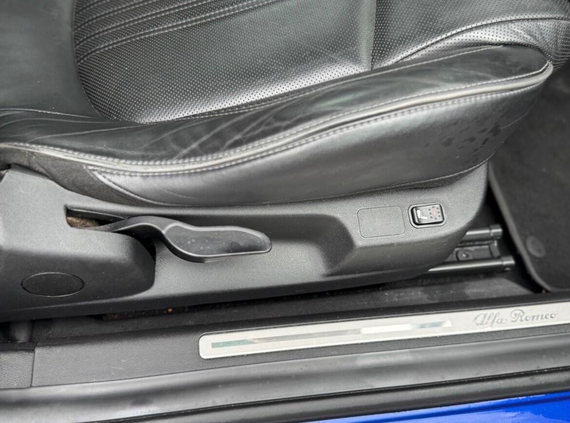 Used Alfa Romeo MiTo 2016 for sale - 76446419: Photo 35
