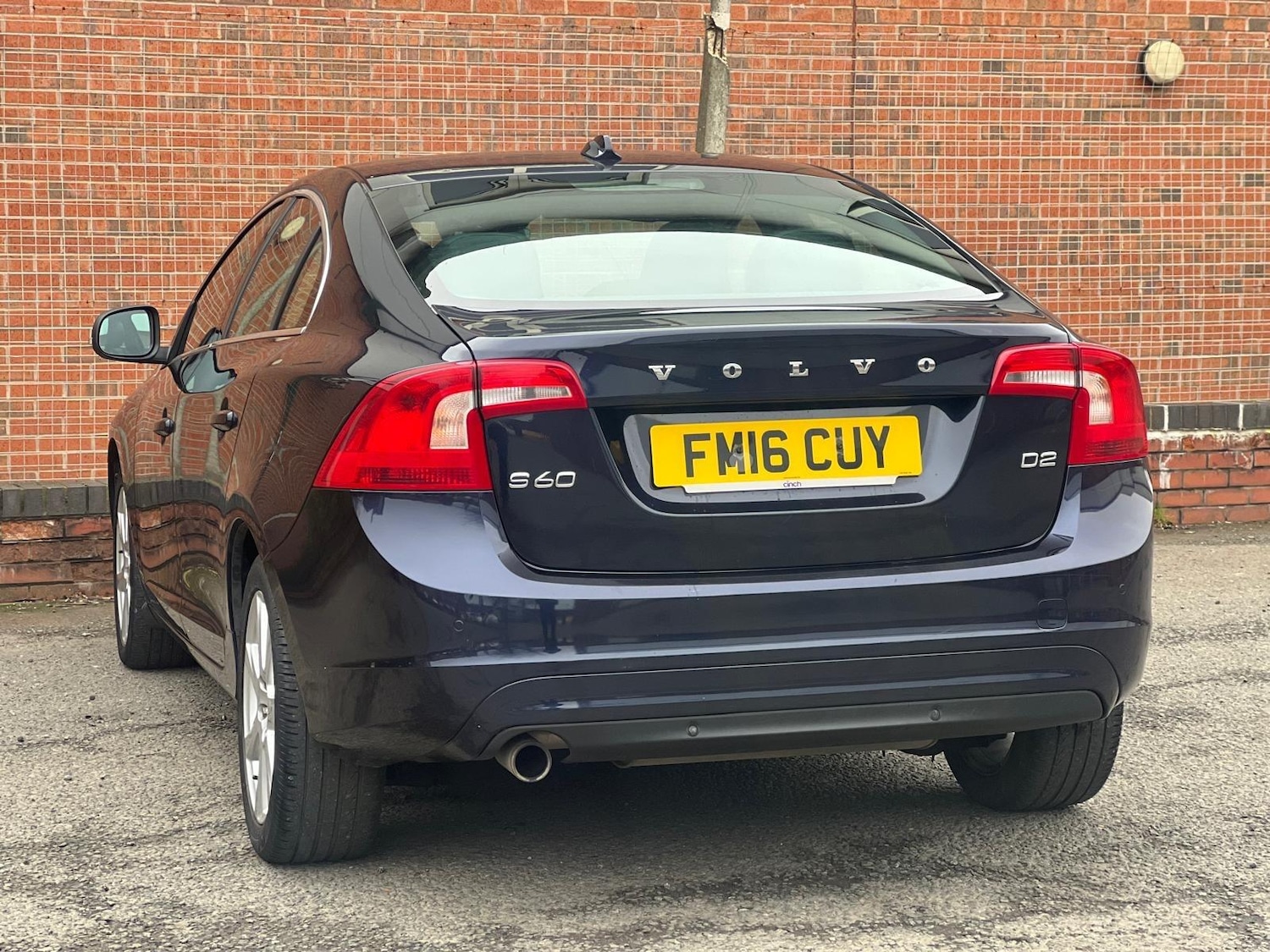 Used Volvo S60 for sale - 77510000: Photo 2