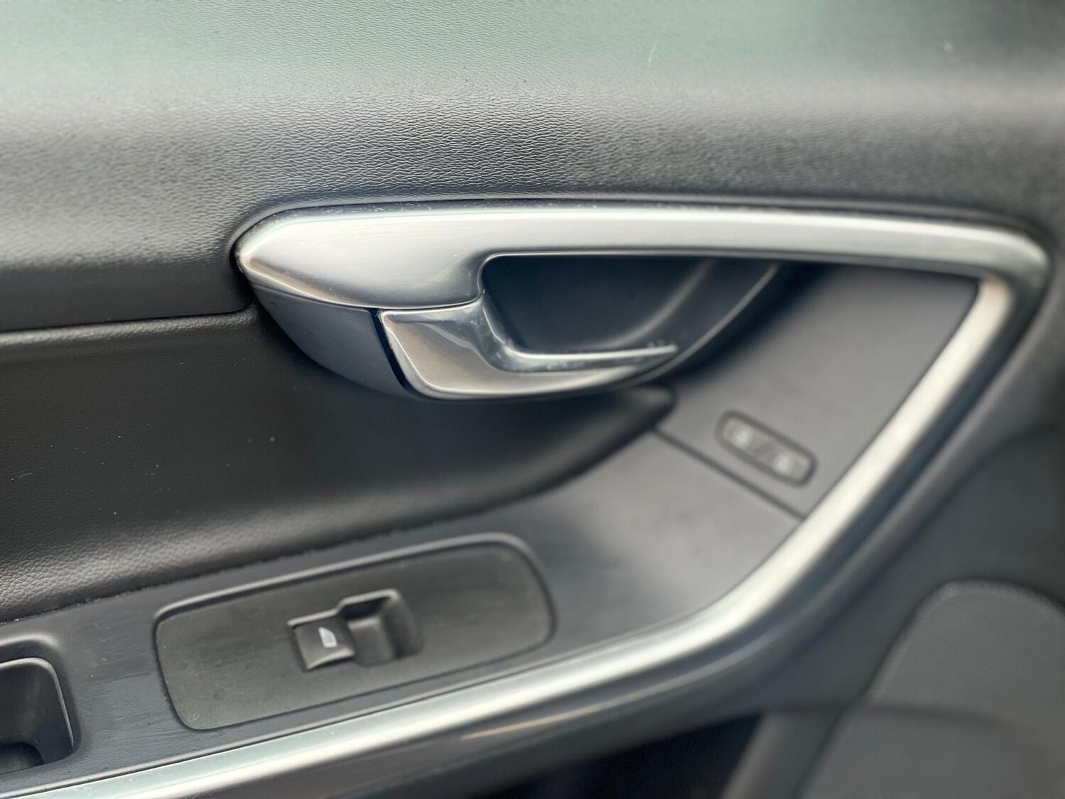 Used Volvo S60 for sale - 77510000: Photo 35