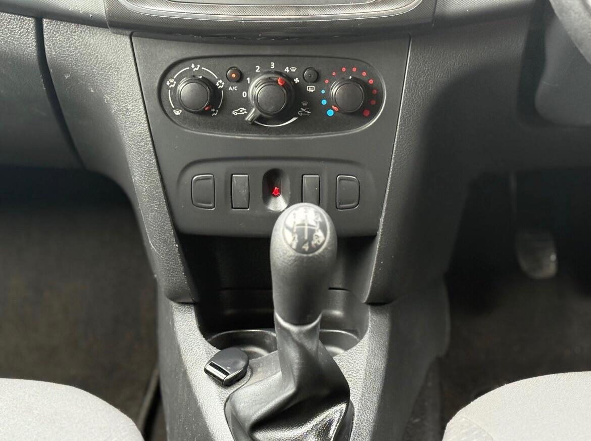 Used Dacia Sandero 2017 for sale - 76878420: Photo 19