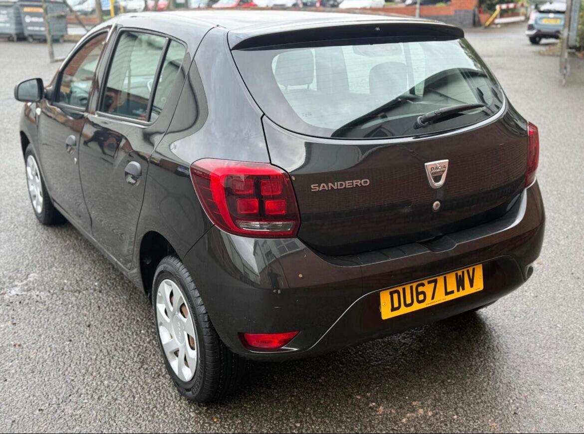 Used Dacia Sandero 2017 for sale - 76878420: Photo 2