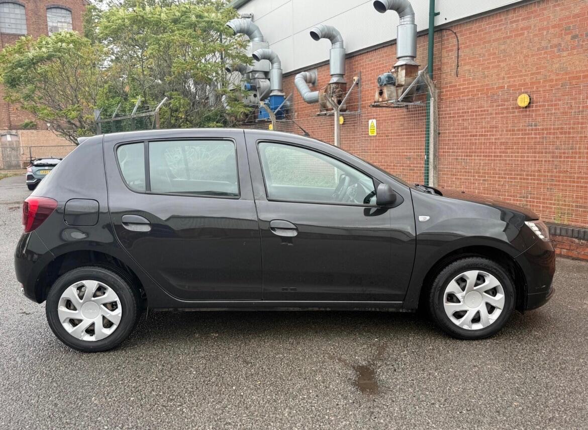 Used Dacia Sandero 2017 for sale - 76878420: Photo 4