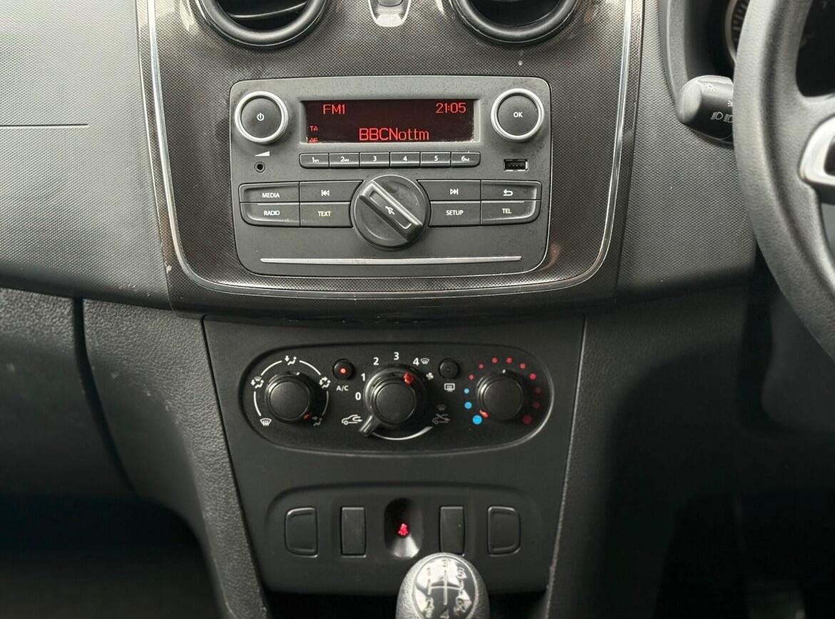 Used Dacia Sandero 2017 for sale - 76457597: Photo 17