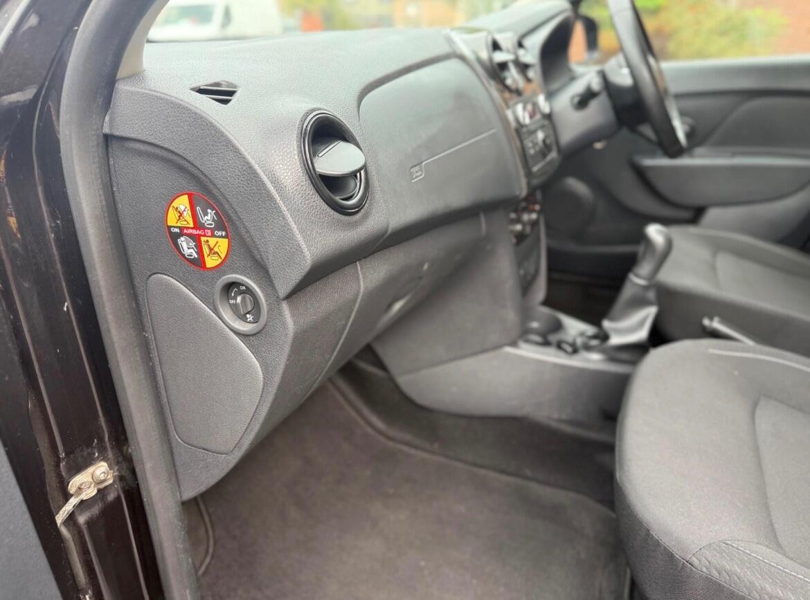 Used Dacia Sandero 2017 for sale - 76457597: Photo 30