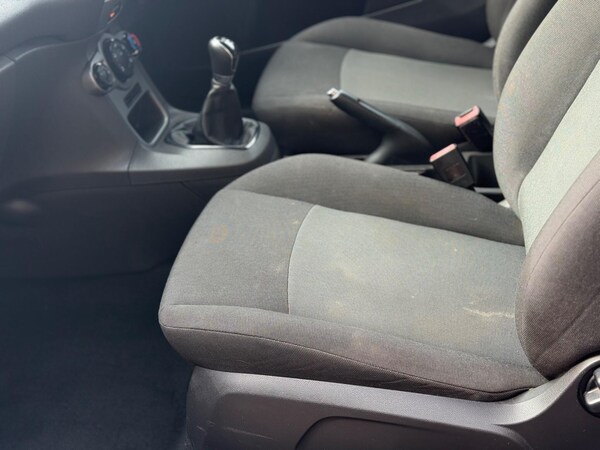 Used Ford Fiesta Van 2016 for sale - 76152396: Photo 11