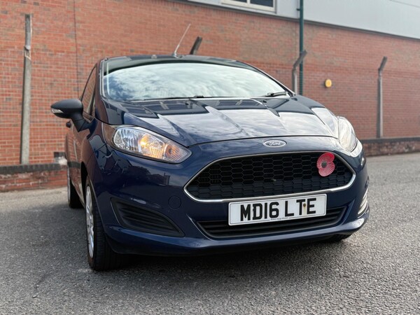 Used Ford Fiesta Van 2016 for sale - 76152396: Photo 18