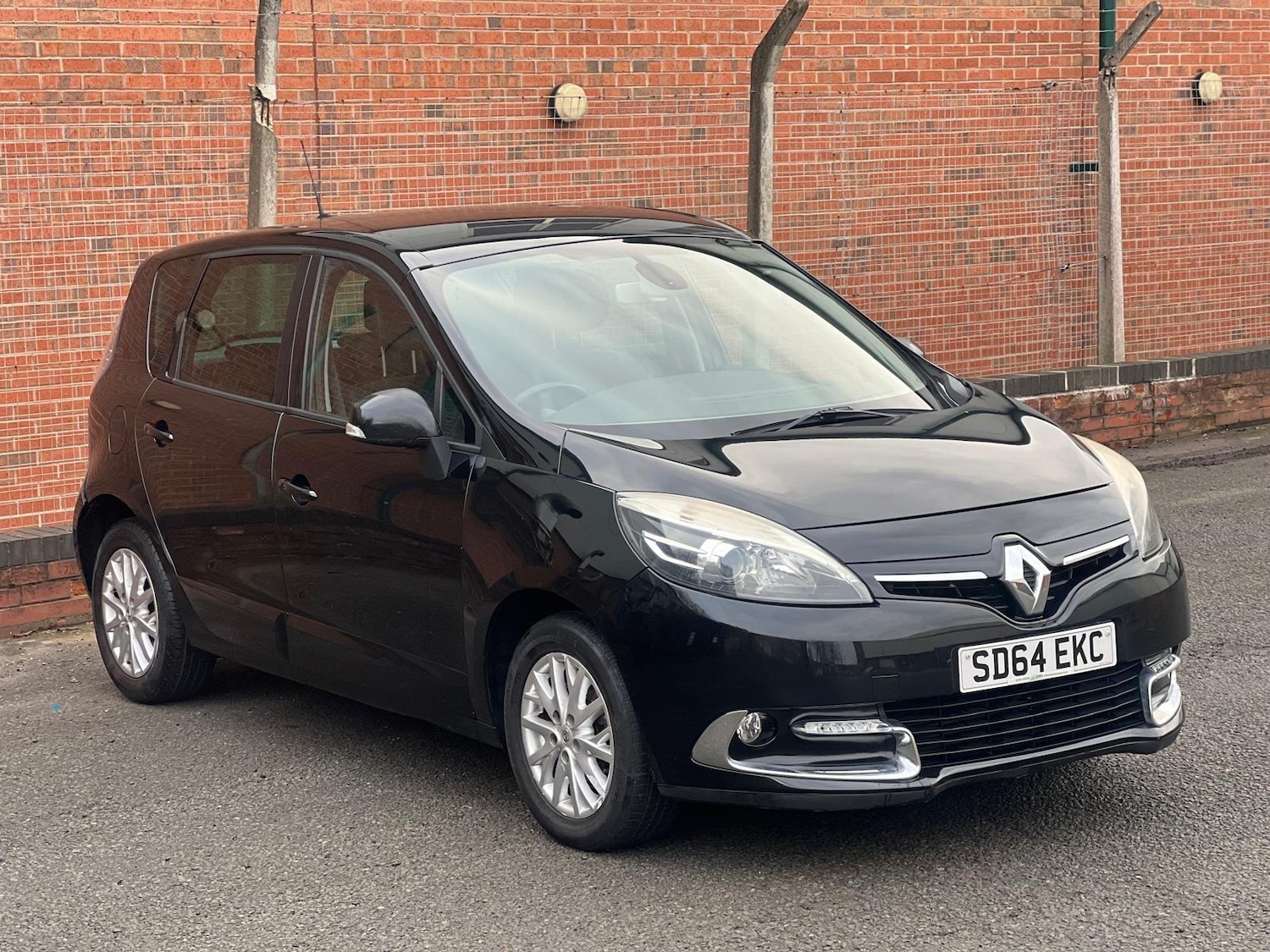 Used Renault Scenic for sale - 77074044: Photo 25