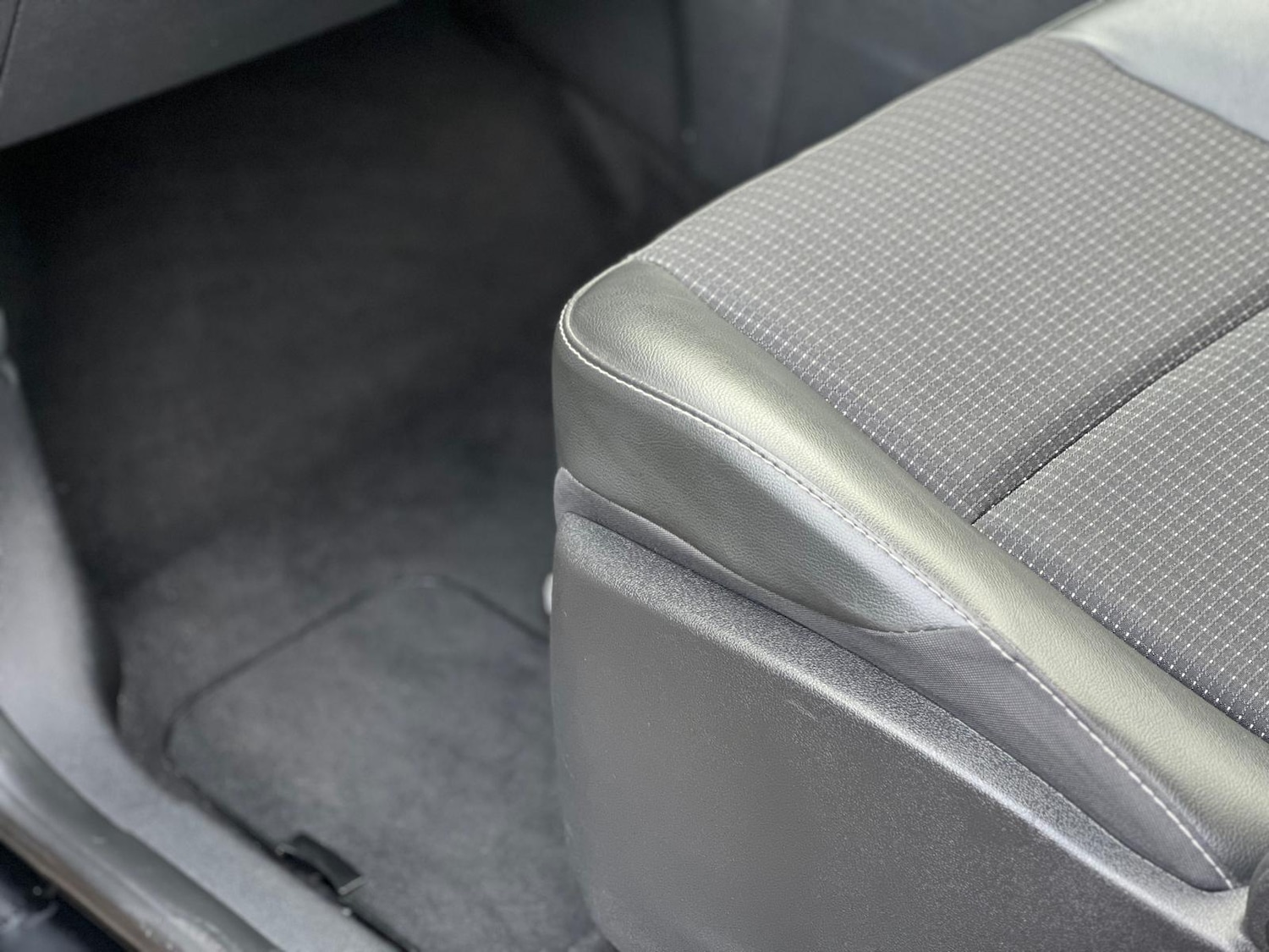 Used Renault Scenic for sale - 77074044: Photo 35