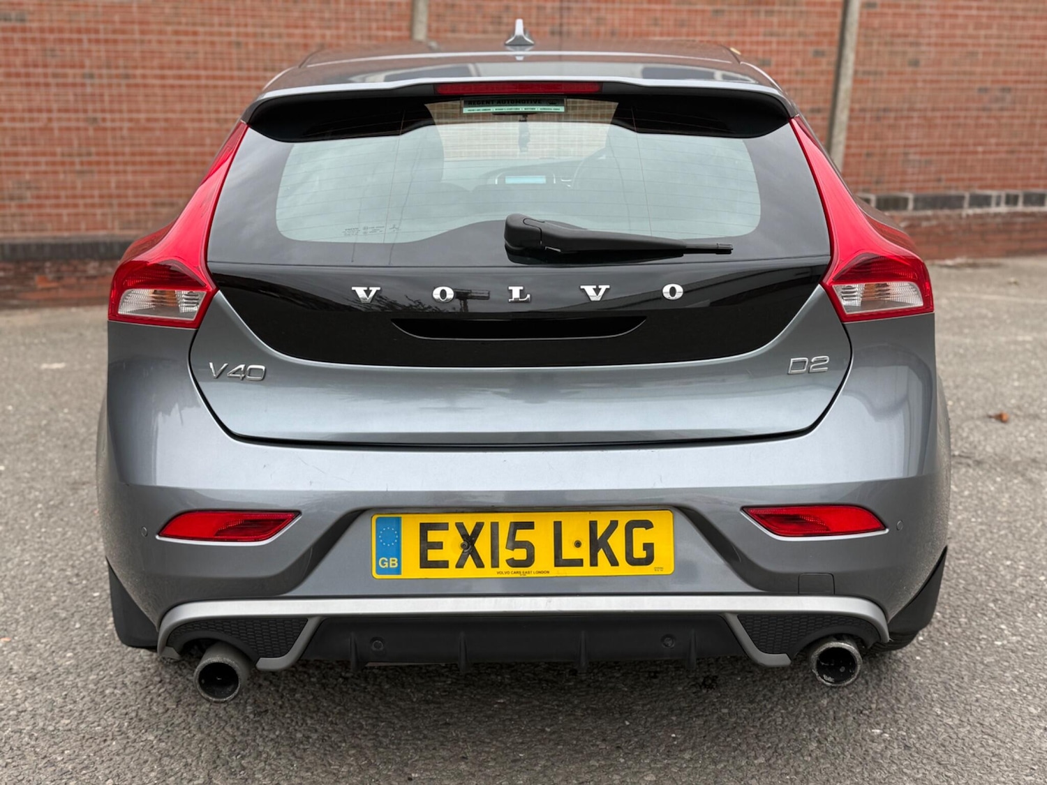 Used Volvo V40 2015 for sale - 76084581: Photo 8