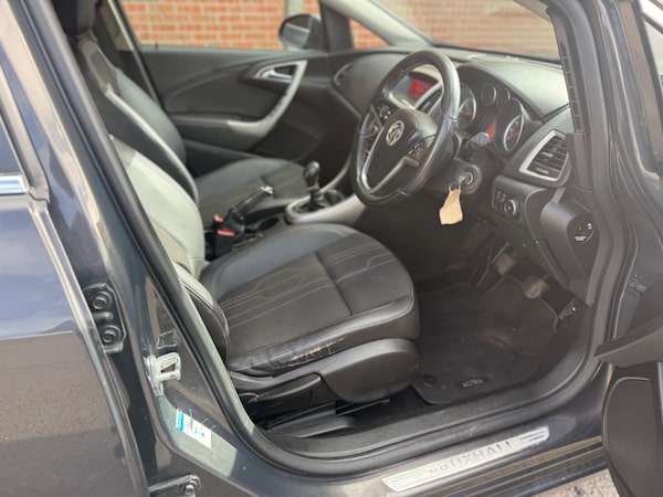 Used Vauxhall Astra 2014 for sale - 76188914: Photo 28