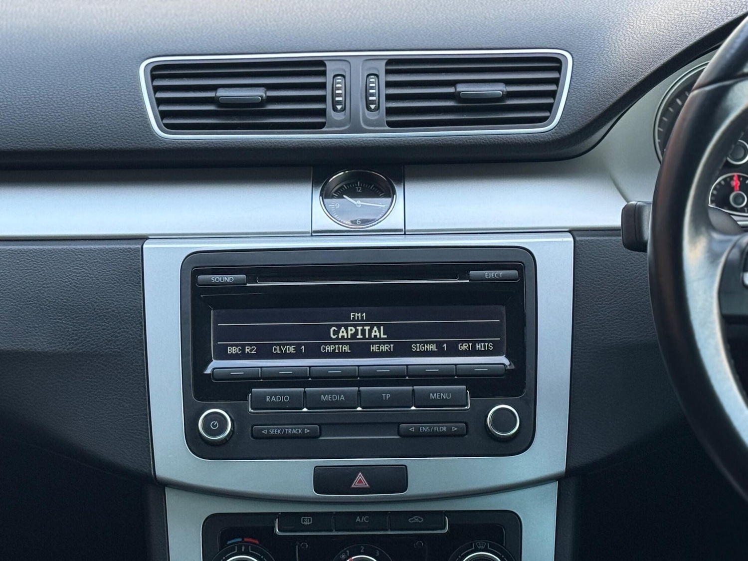 Used Volkswagen Passat 2013 for sale - 77131272: Photo 15