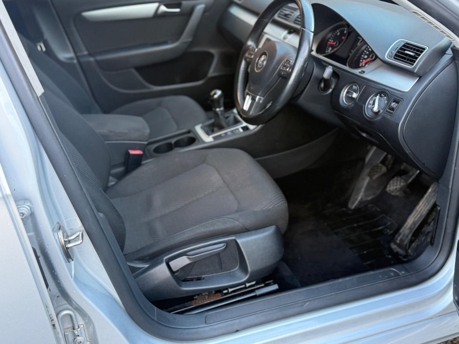 Used Volkswagen Passat 2013 for sale - 77131272: Photo 30